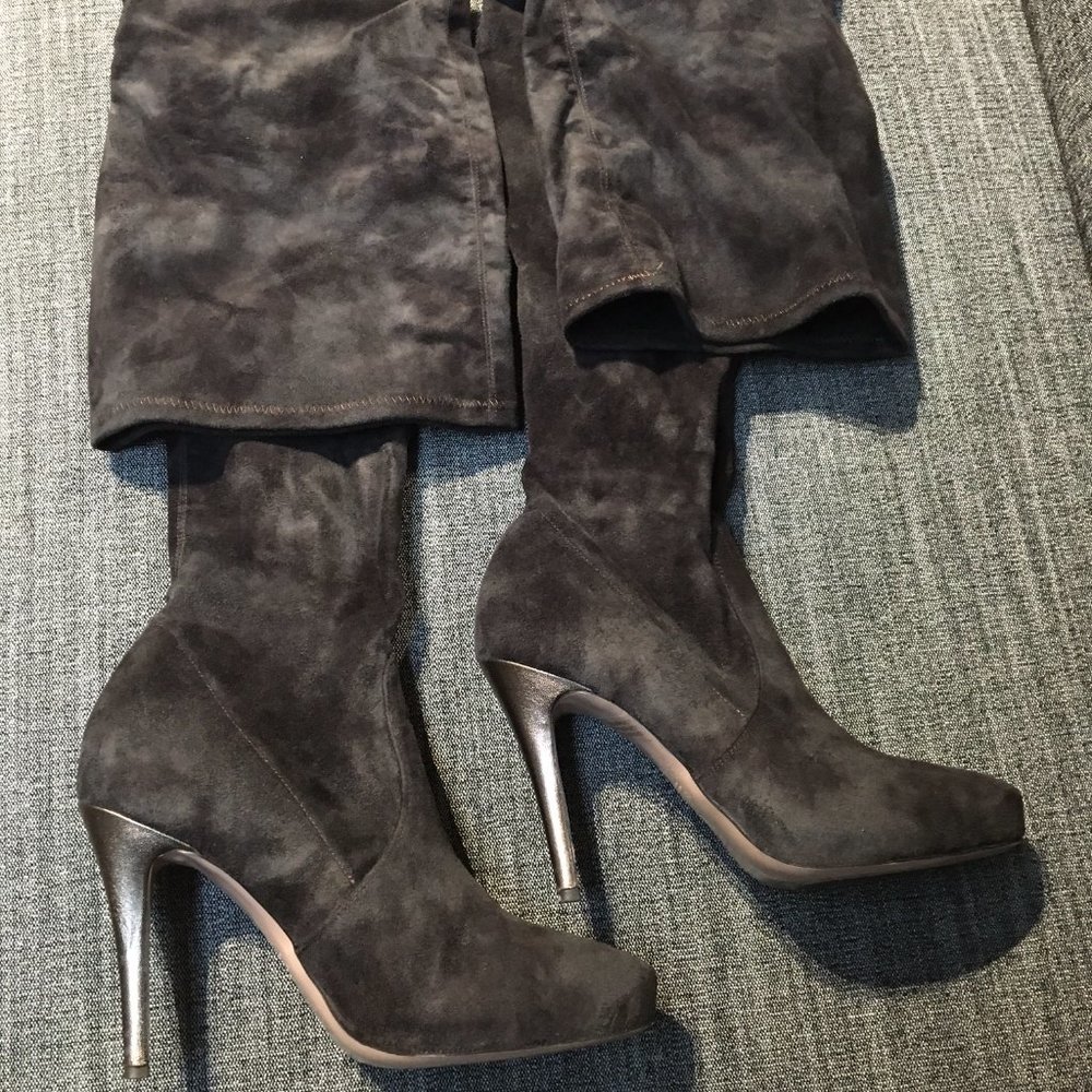 Charcoal suede stretch thigh-highs by Ron White, s39